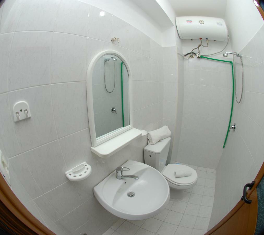 Eduart Apartments Саранда Экстерьер фото